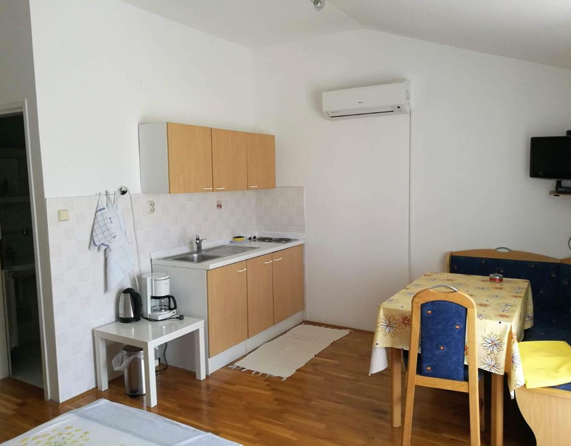 Apartment Coskovic Rosini ภายนอก รูปภาพ